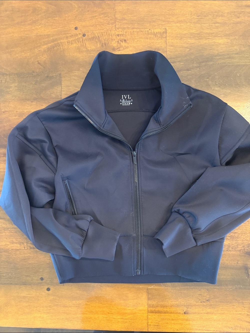 Women’s black IVL scuba Full-Zip crop black Jacket